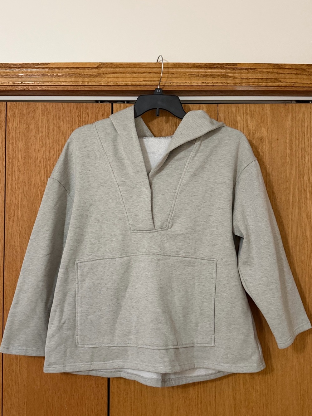 Women’s Hooded Pullover Sweater - Light Gray